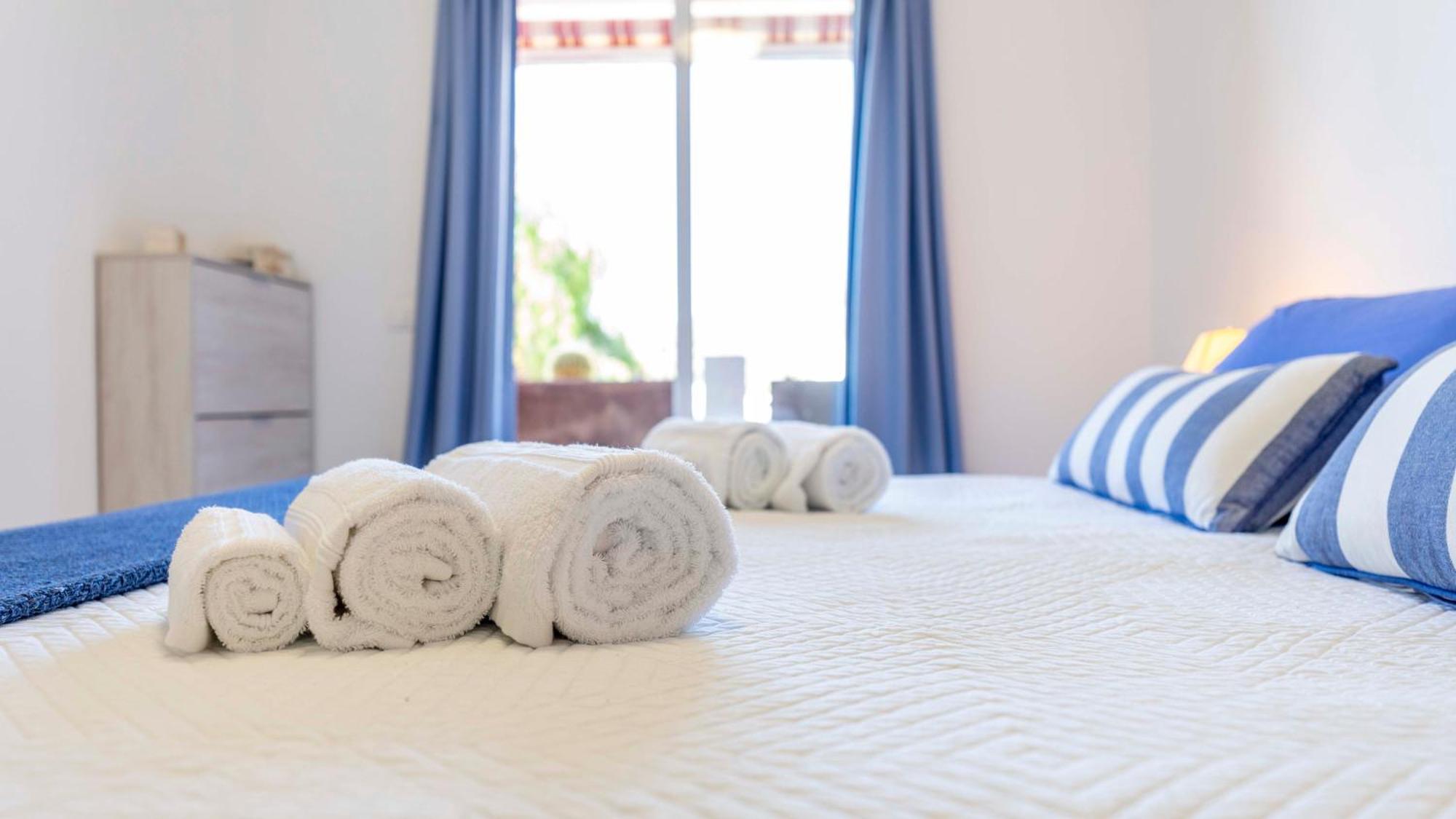 Apartamento El Burgado. ปูแอร์ติโต เด กวีมาร์ ภายนอก รูปภาพ